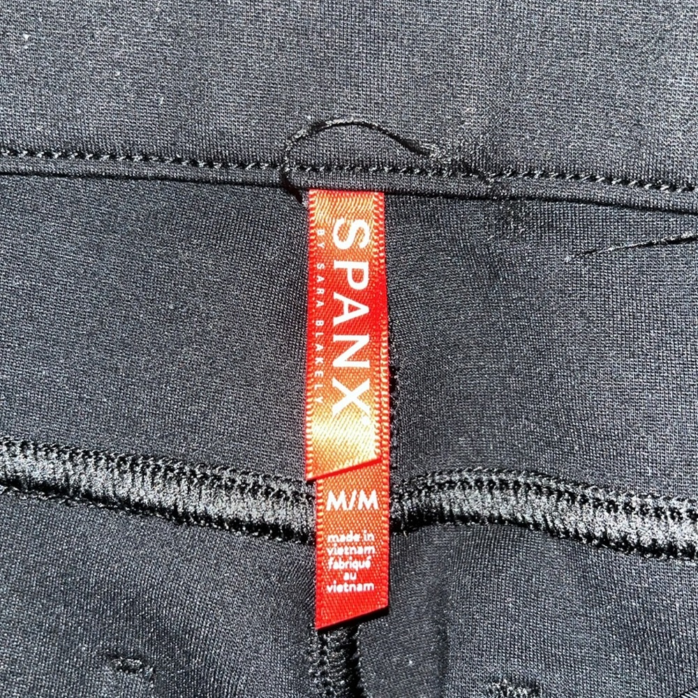 Spanx Pull On Ankle Length Pants - image 6